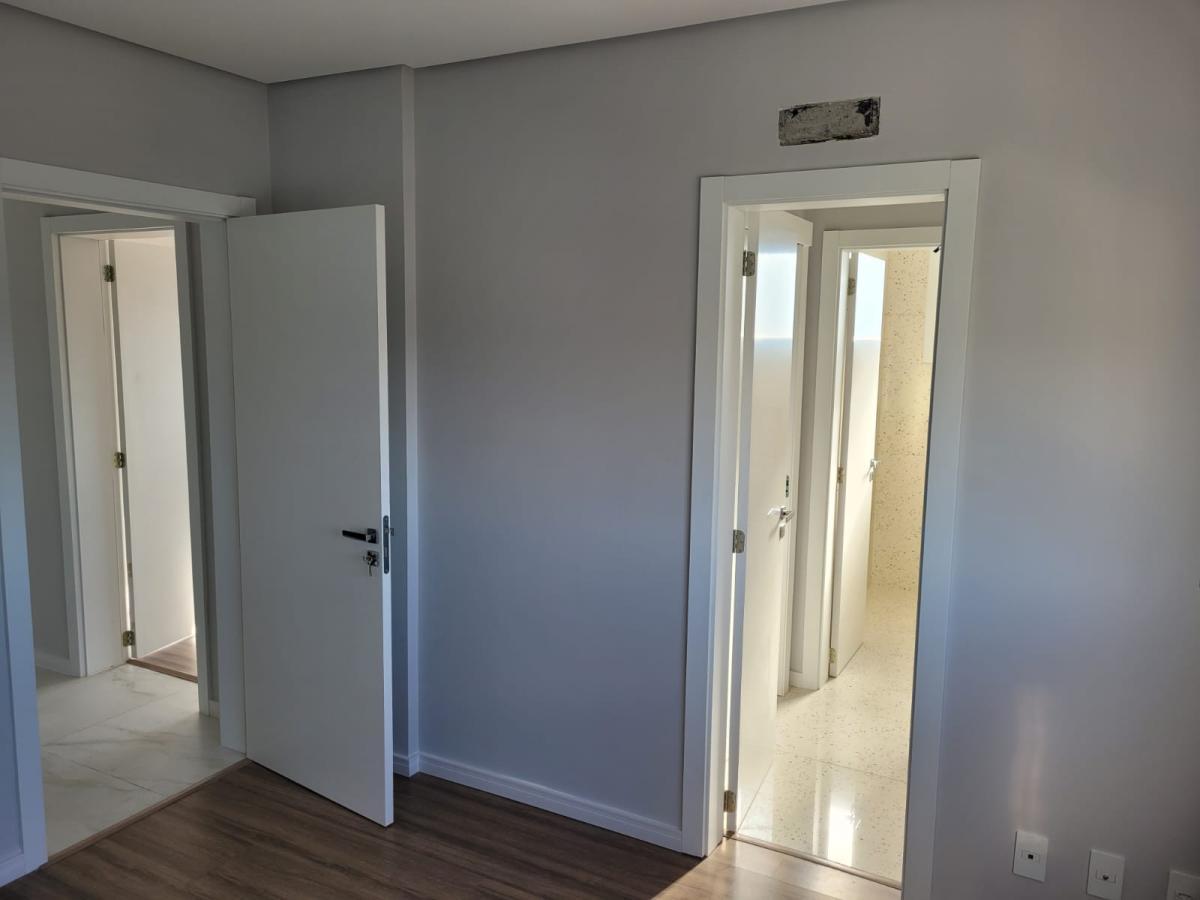 Apartamento à venda com 3 quartos, 185m² - Foto 13