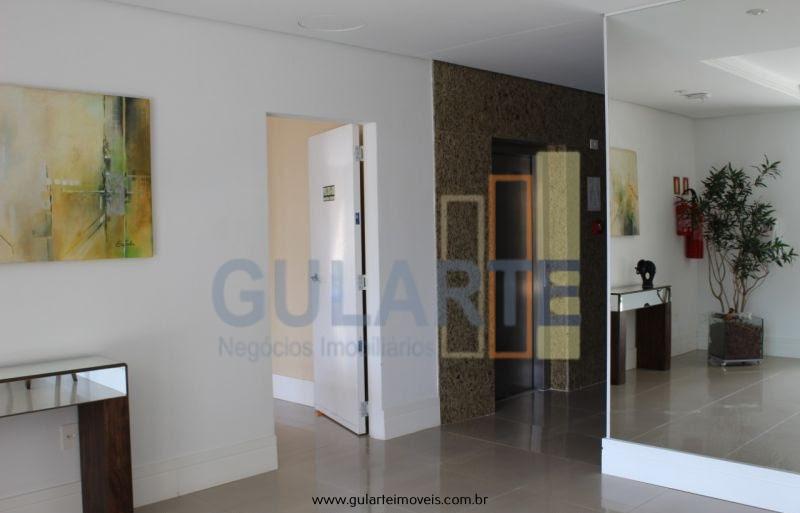 Apartamento à venda com 3 quartos, 105m² - Foto 2